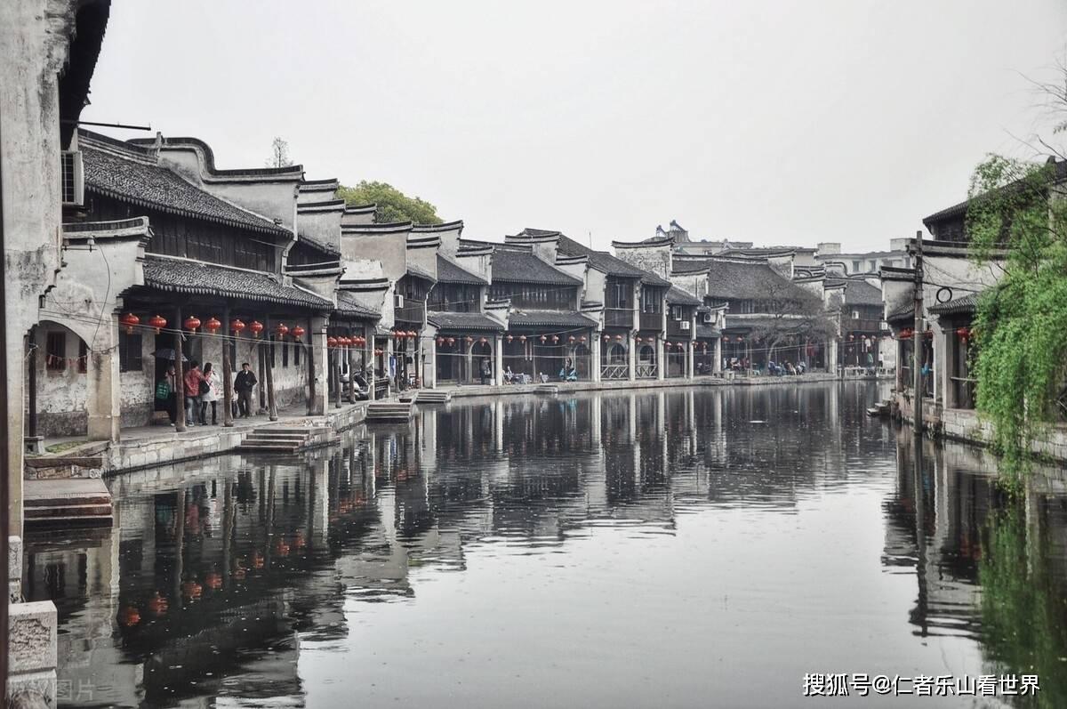 【娱乐圈,电竞圈有哪些神仙眷侣让你感动?】,快来解决难题吧!